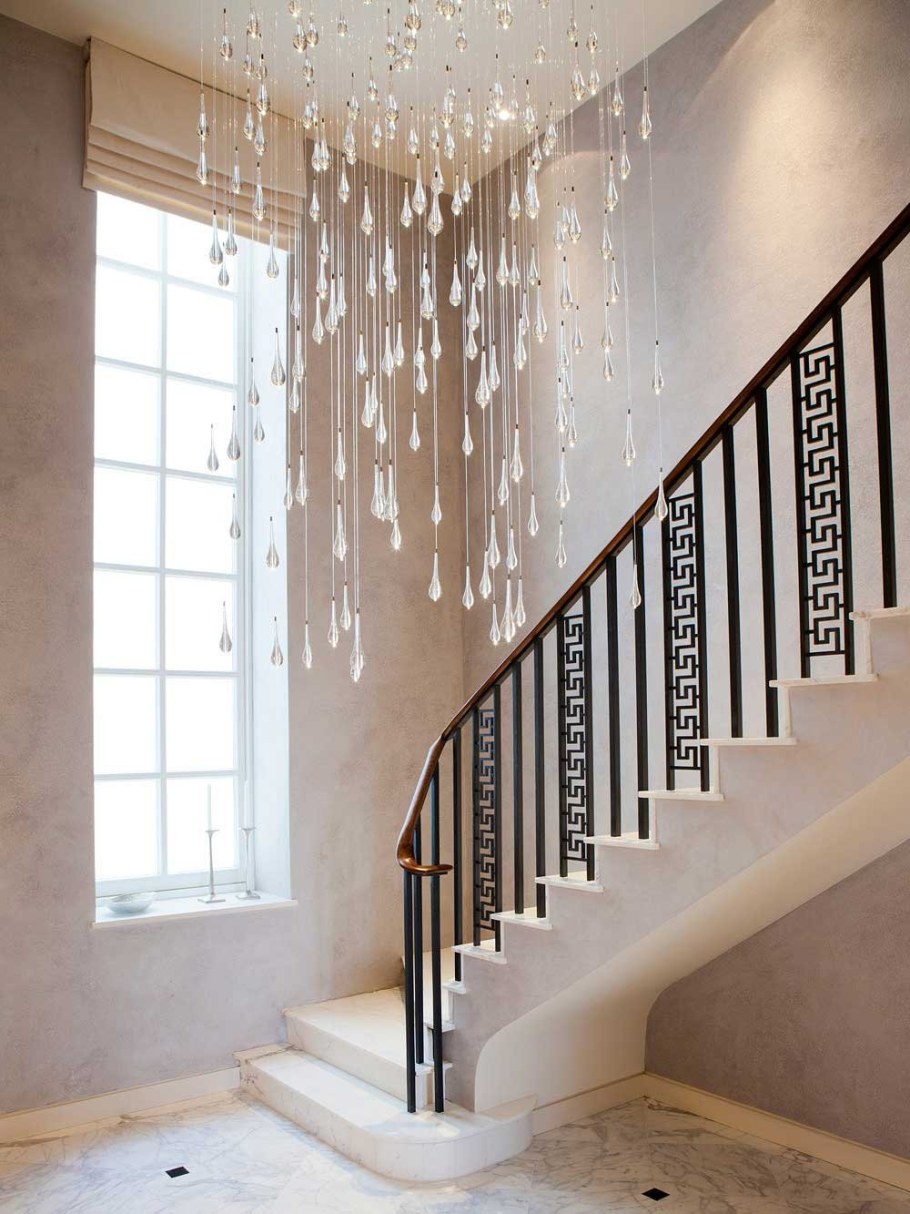 Декоративная штукатурка на лестничном марше