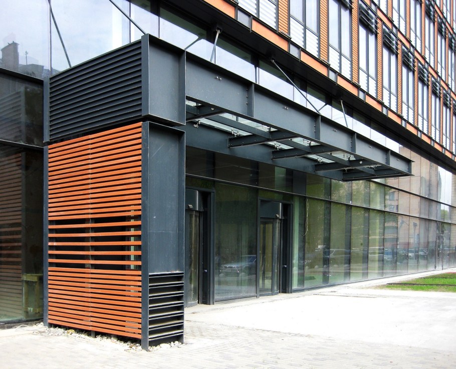 Входная группа архитектура