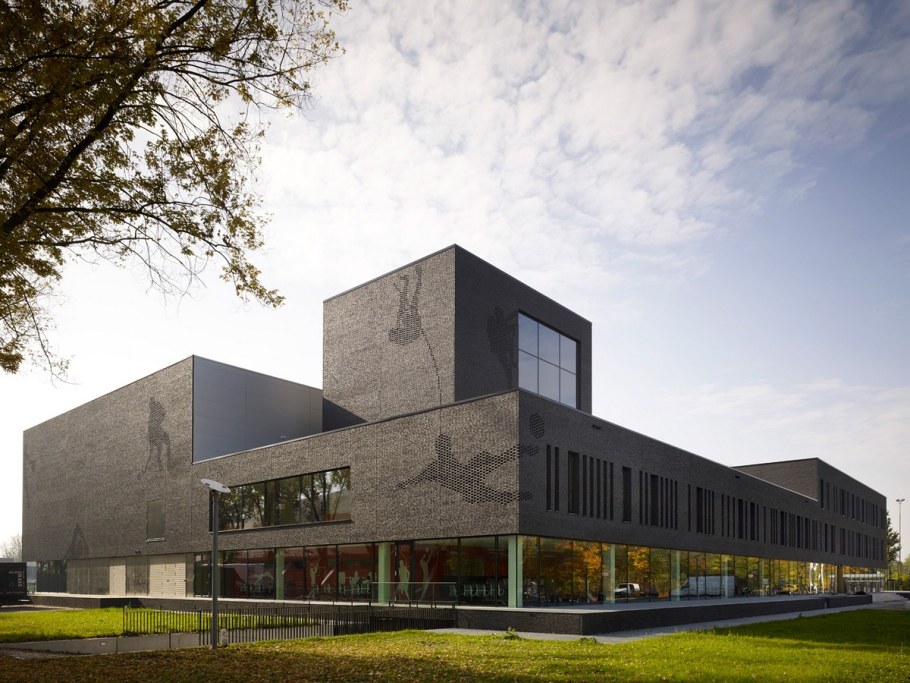 Фонтис Нидерланды