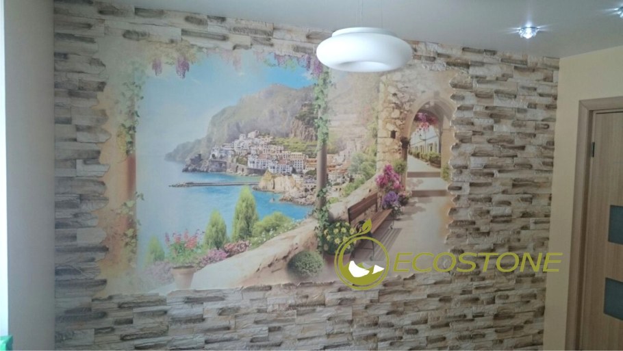 Фотообои и декоративный камень