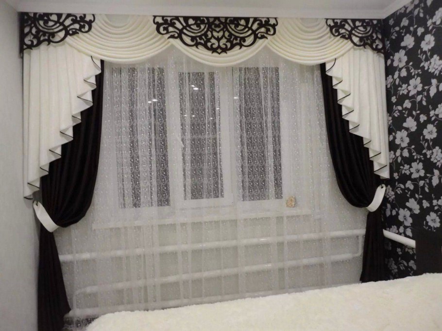 Шторы с ажурным ламбрекеном