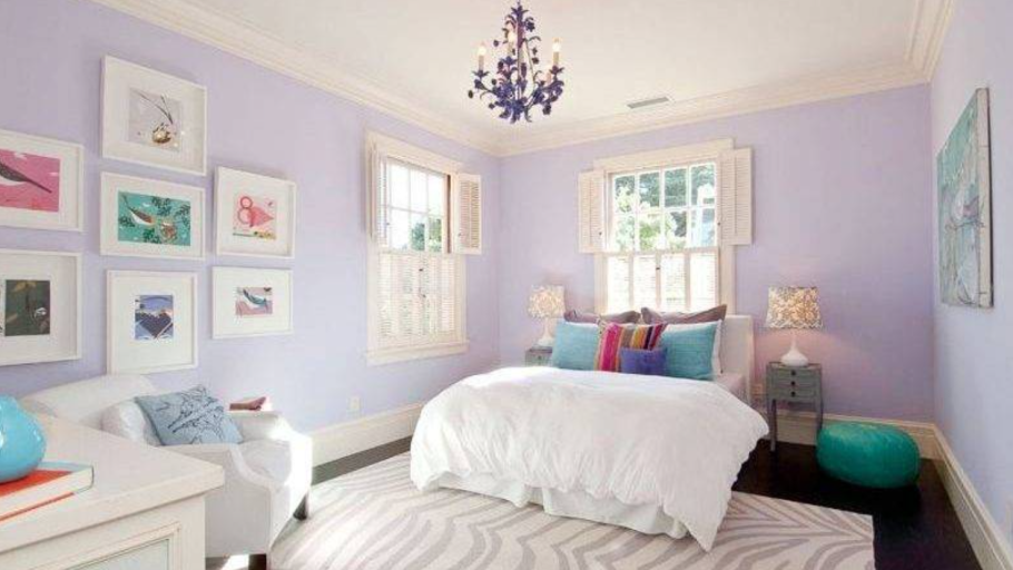 Лавандовый цвет стен в спальне
