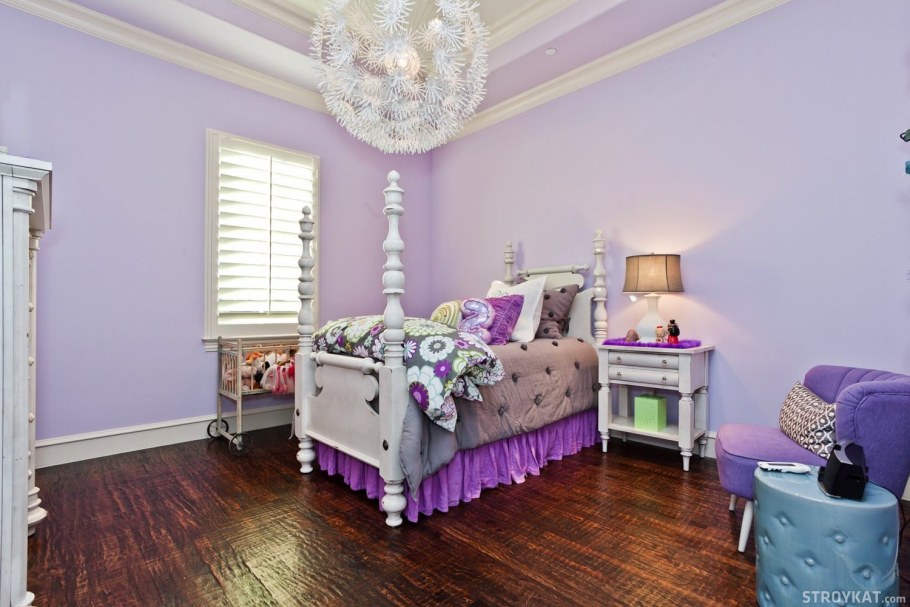 Сиреневая комната для девочки