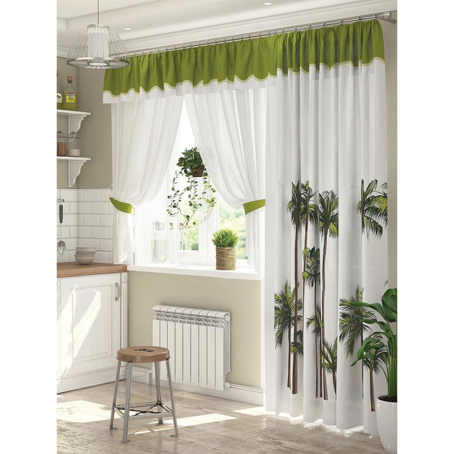 Шторы на кухню с балконом