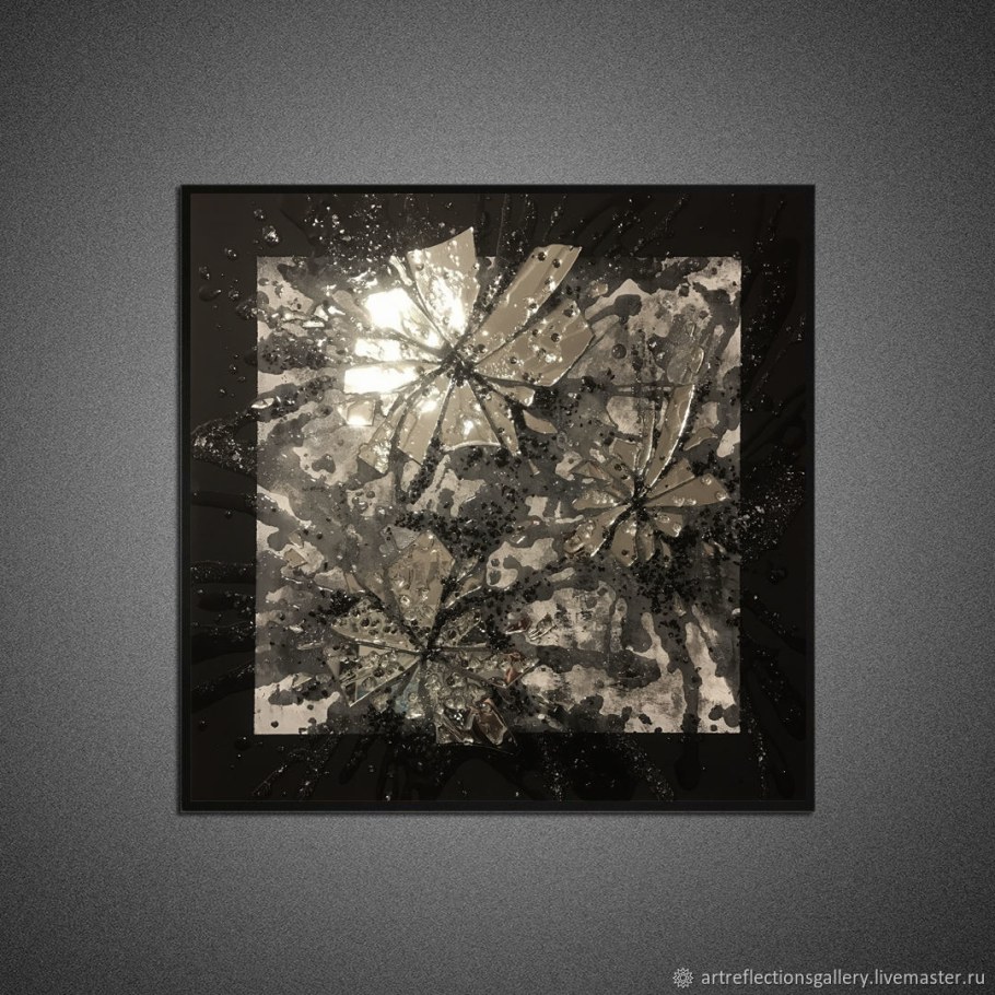 Стеклянное панно