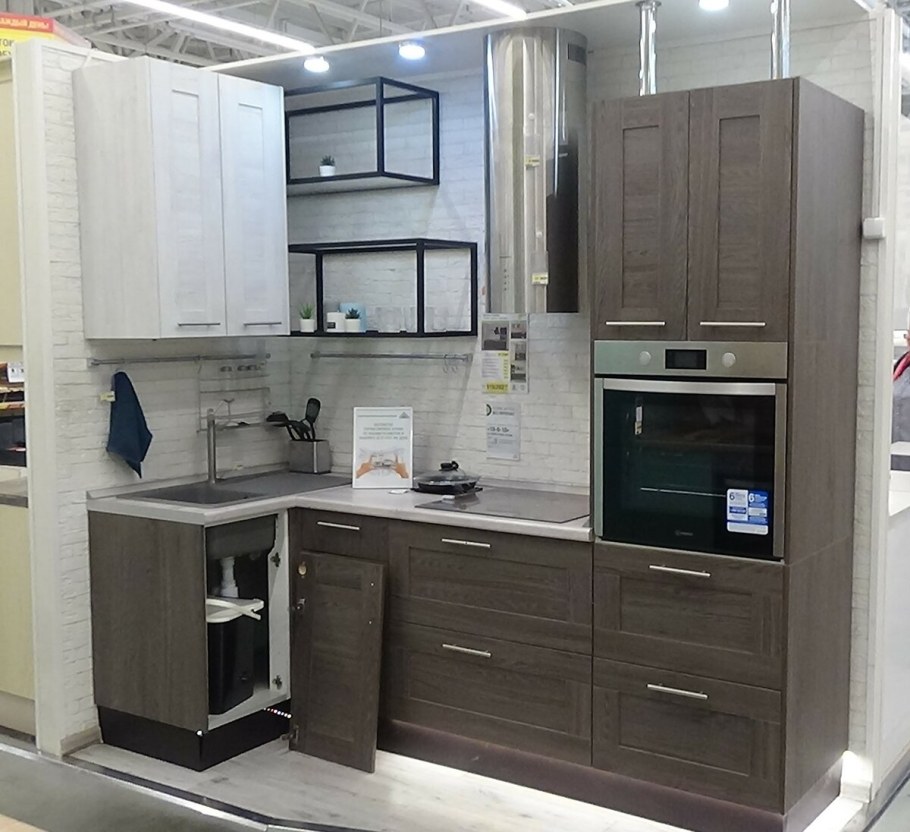 Угловая кухня Леруа Мерлен