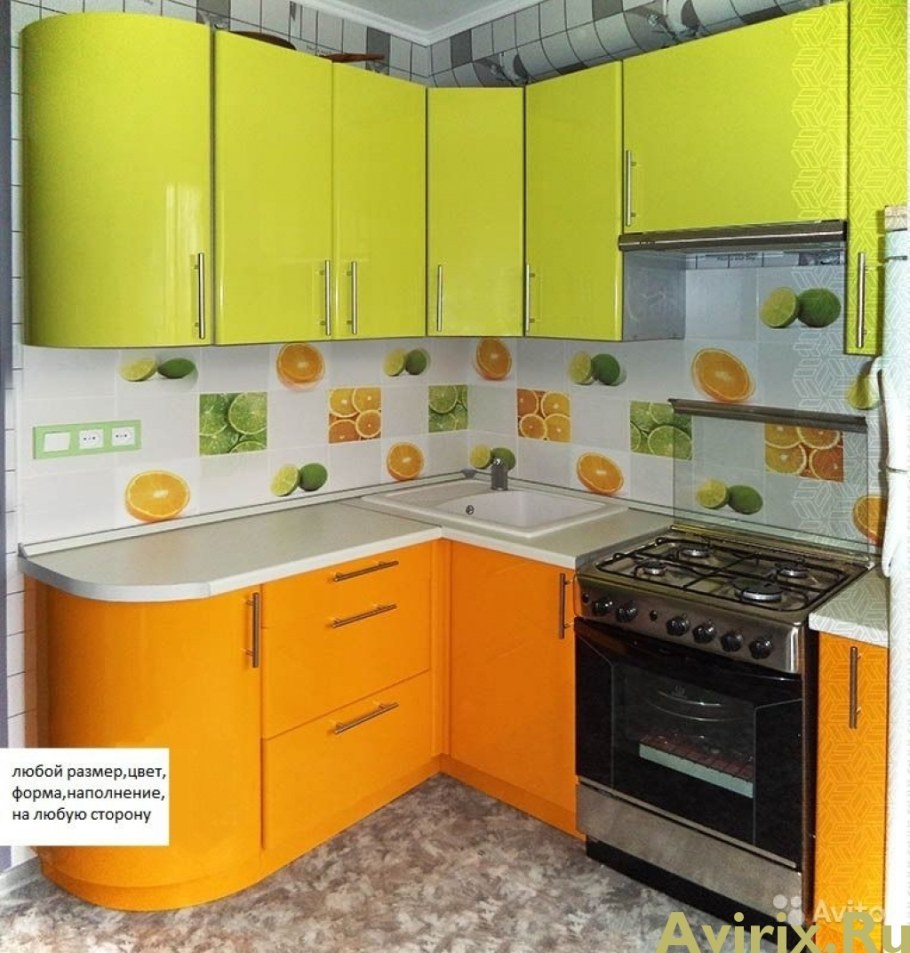 Кухонные гарнитуры для маленькой кухни