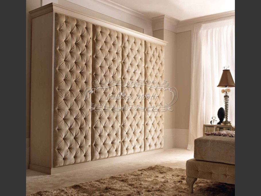 Шкаф с каретной стяжкой