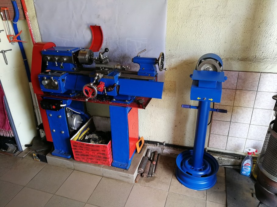 Металлообрабатывающий станок для гаража