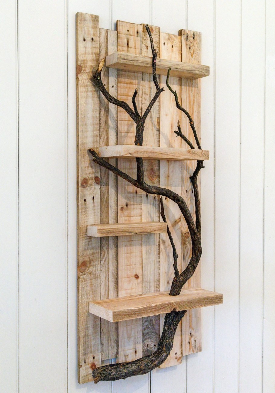 Необычные деревянные полки