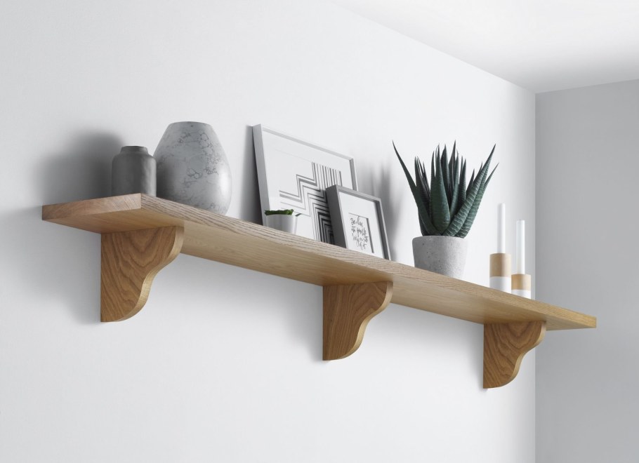 Деревянные полки