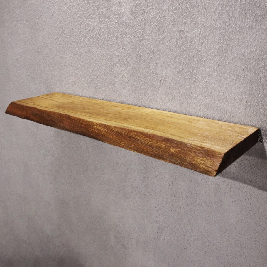 Полочка деревянная настенная