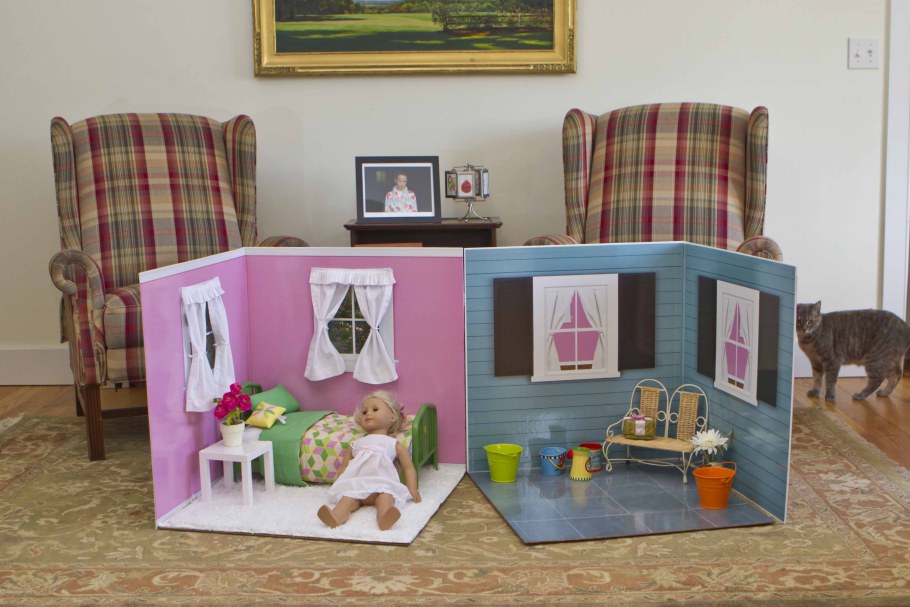 Картонные комнаты для кукол