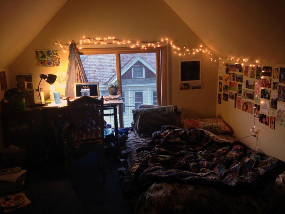 Уютная атмосферная комната