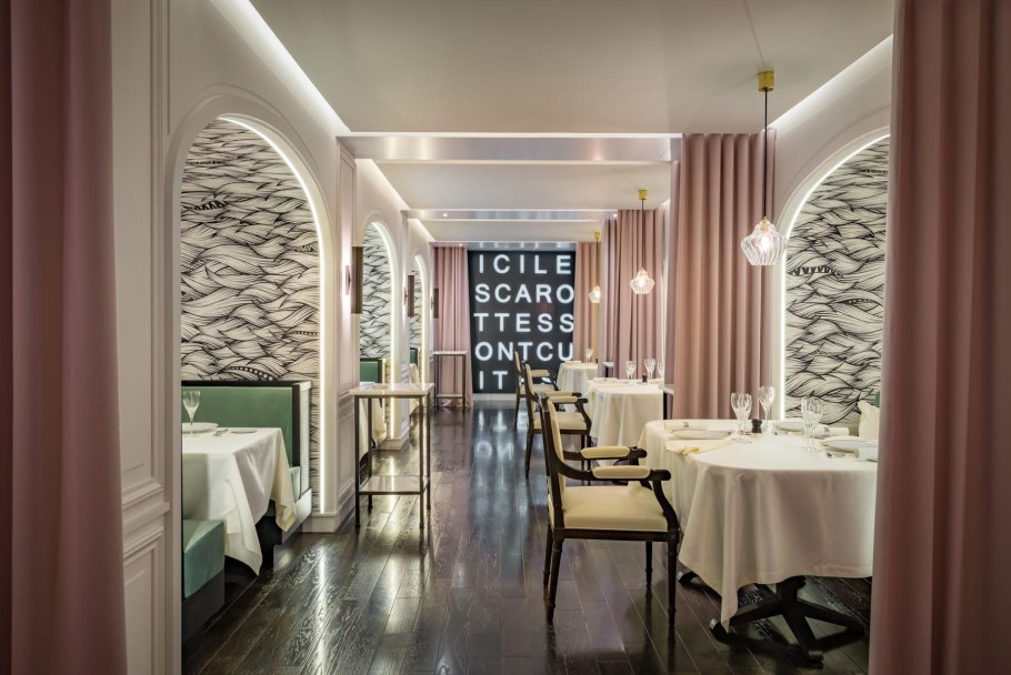 Интерьер ресторана в современном стиле
