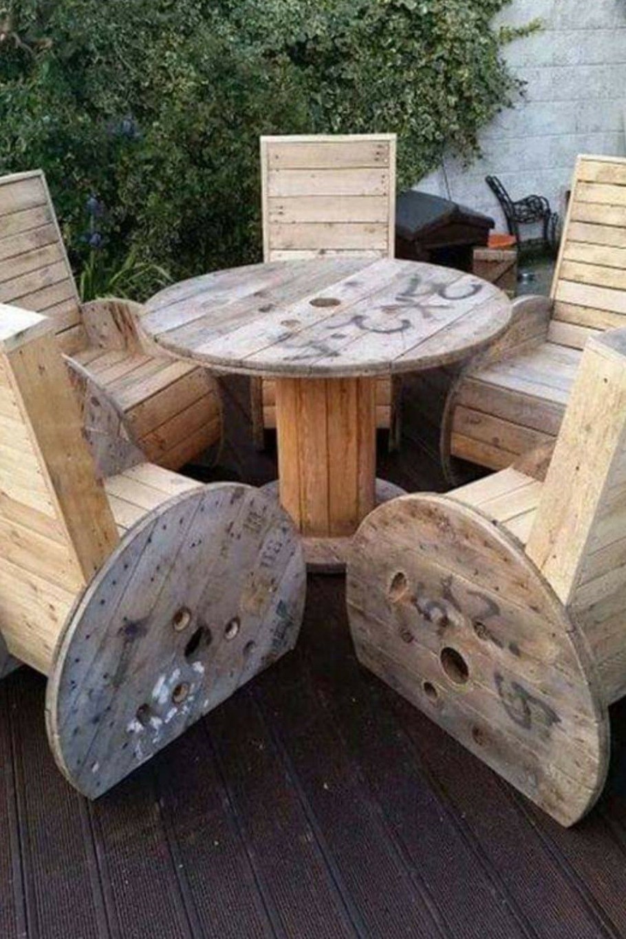 Мебель для сада из дерева