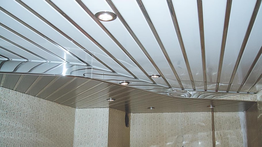 "Реечный алюминиевый потолок " Omega а150