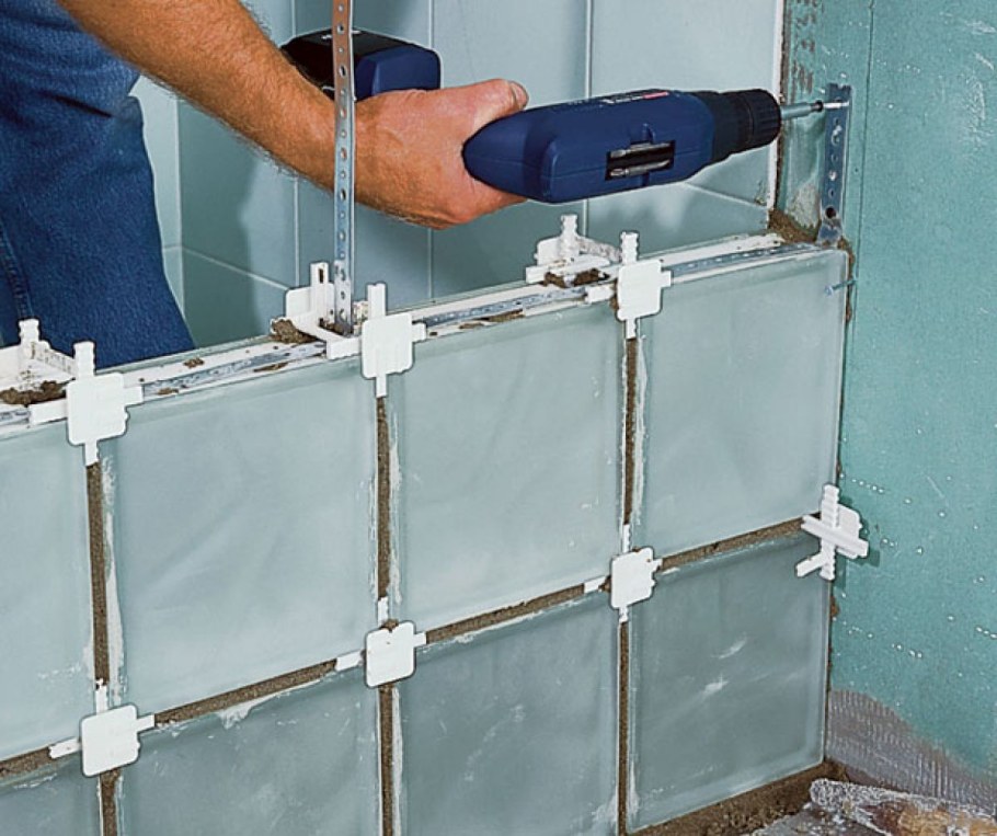 Система монтажа стеклоблоков