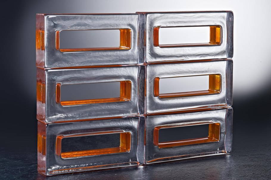 Стеклянные кирпичи poesia