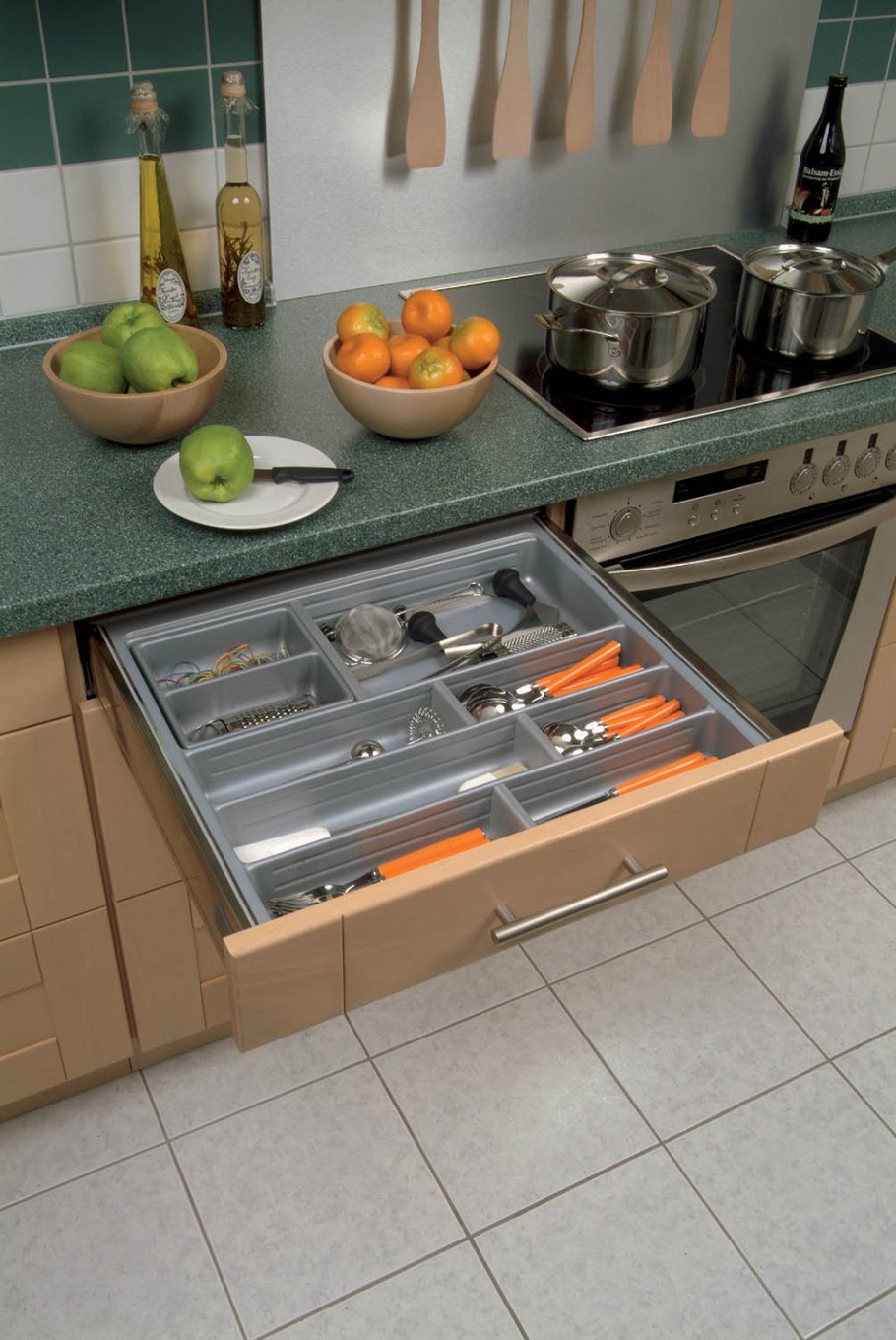 Лоток для столовых приборов 700 мм