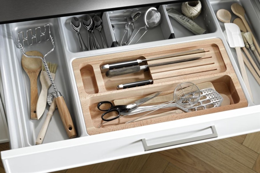 Хранение кухонных принадлежностей