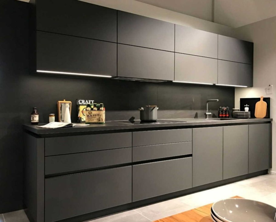 Черный графит Эггер кухни