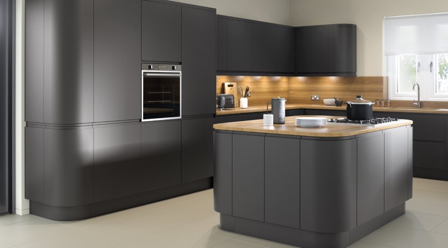 Кухня цвета антрацит