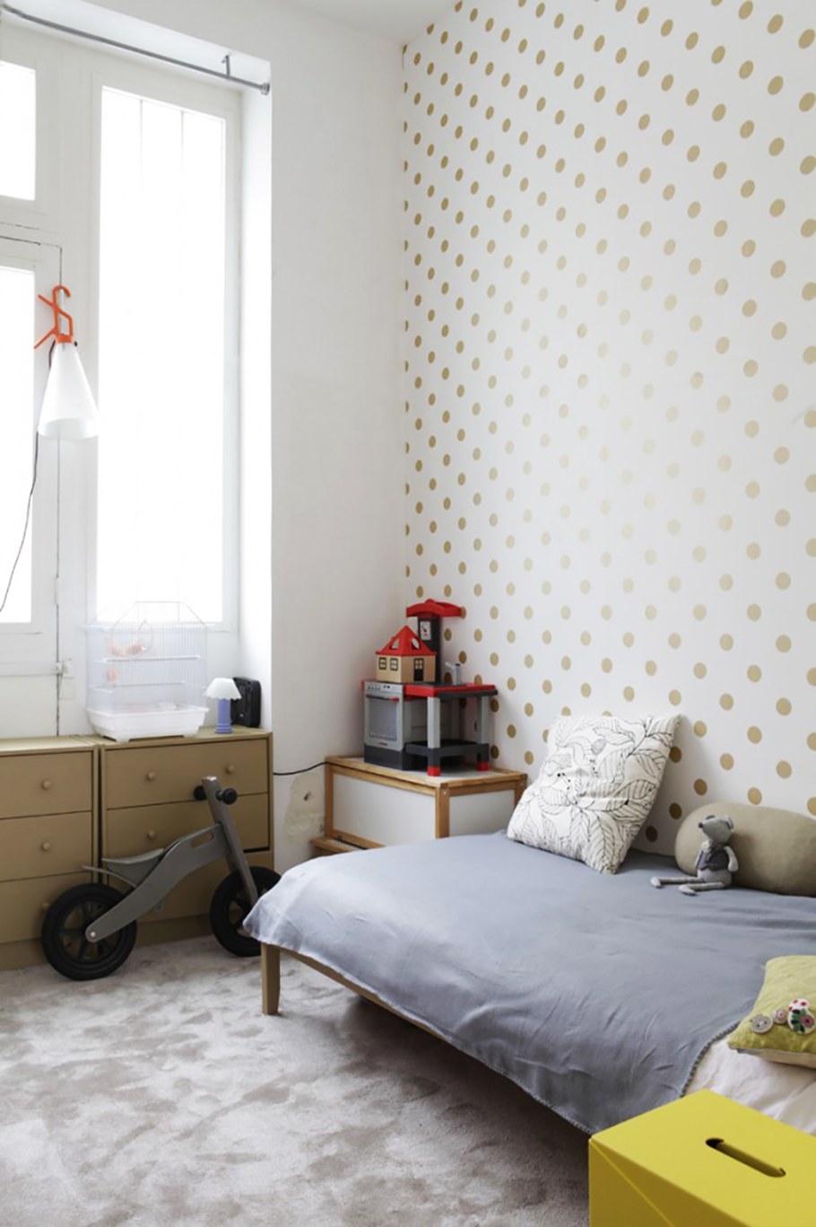 Обои в комнату