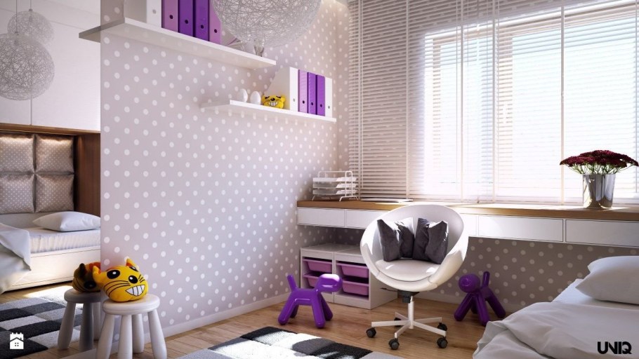 Обои в горошек в детской комнате в интерьере