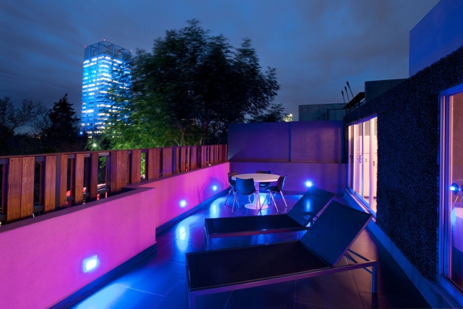 Светодиодное освещение на балконе