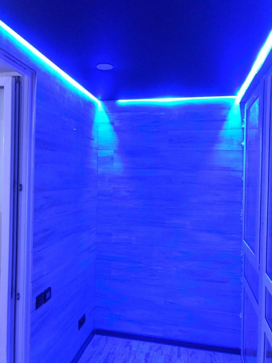 Потолок с подсветкой