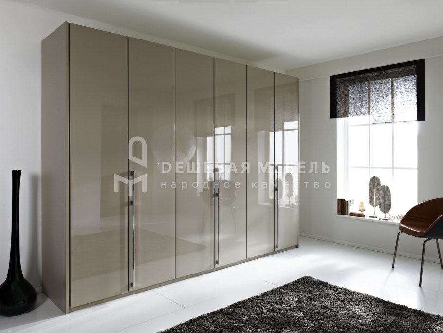 Стильные распашные шкафы