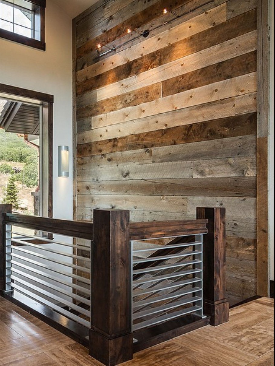 Амбарная доска на фасаде