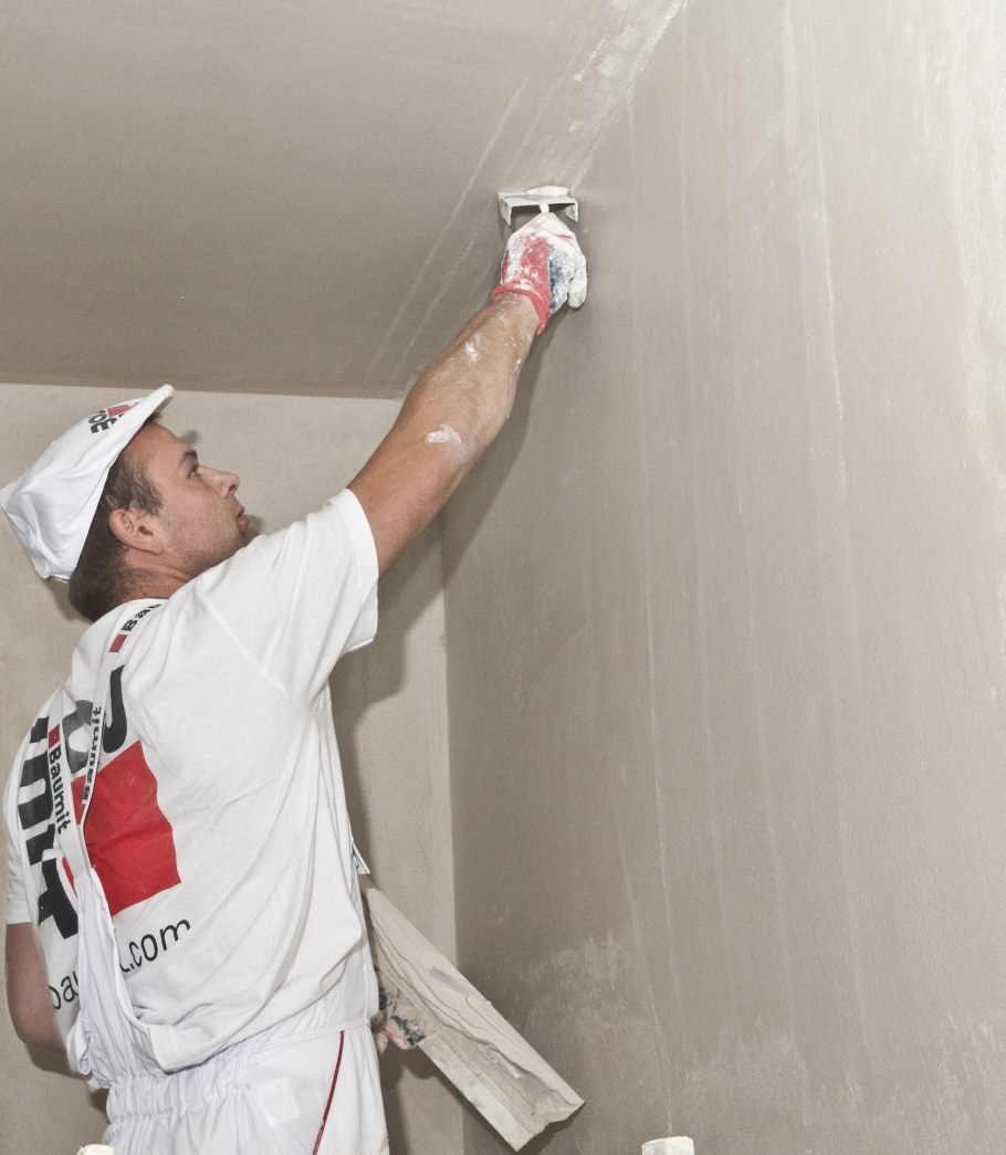 Шпаклёвка стен и потолков