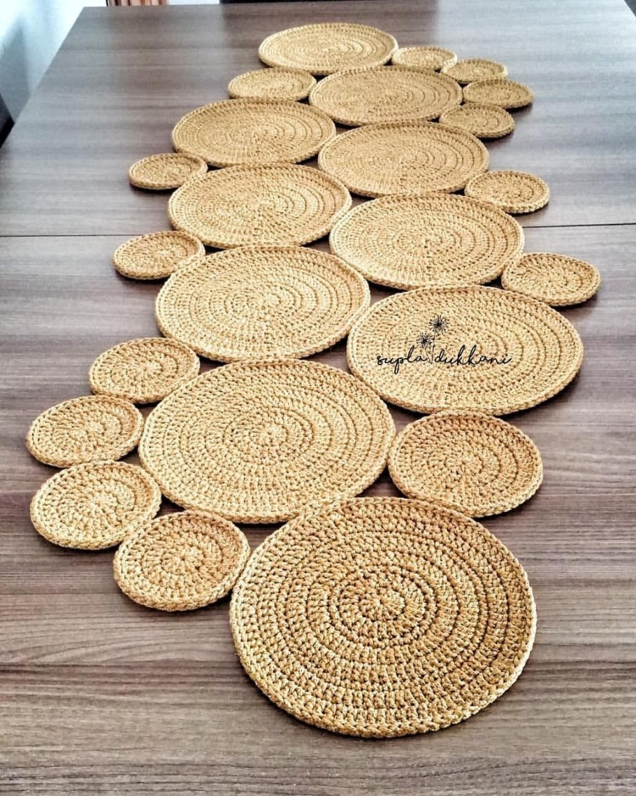 Коврик из джута