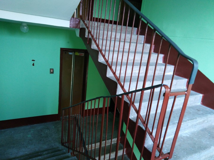 Лестничная клетка в подъезде
