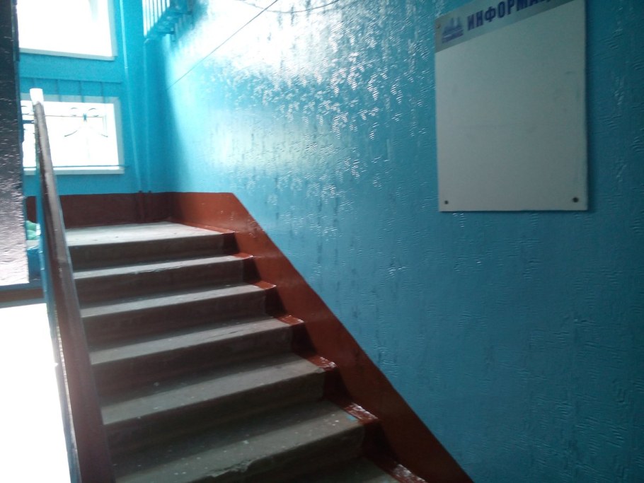Покраска подъезда