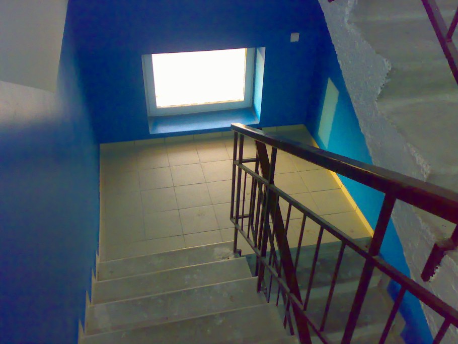 Лестничная площадка в подъезде