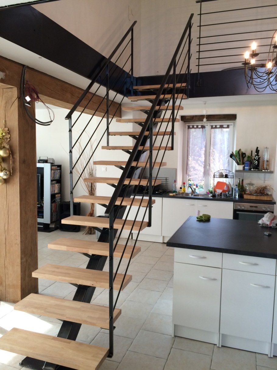 Металлическая лестница