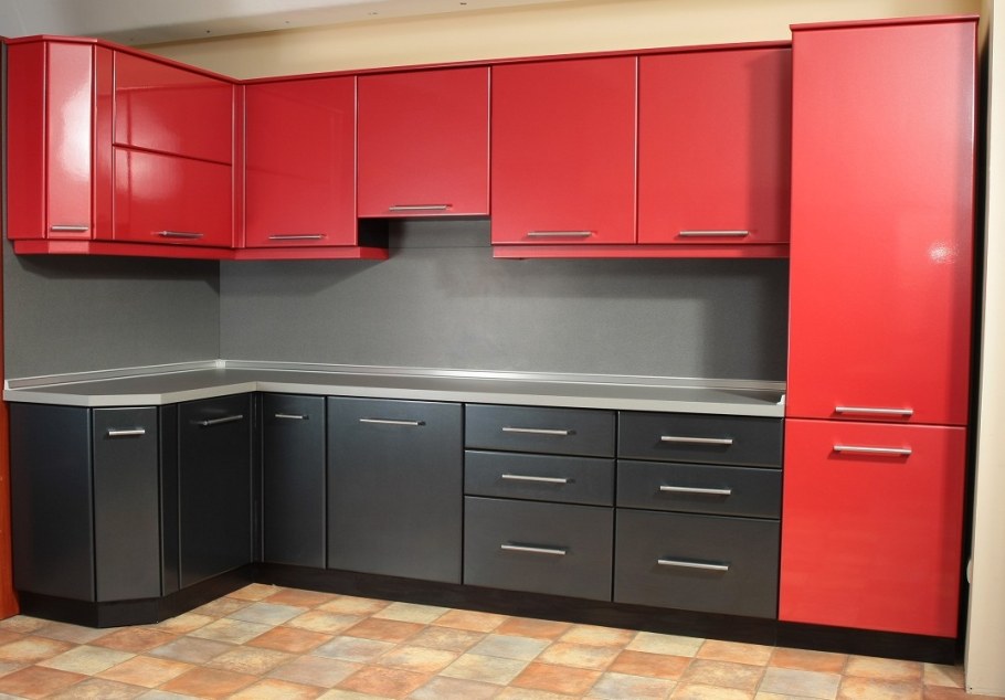 Кухонный гарнитур пластик