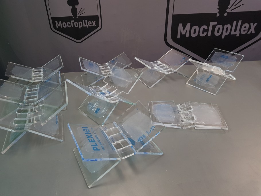 Подставки под книги из оргстекла