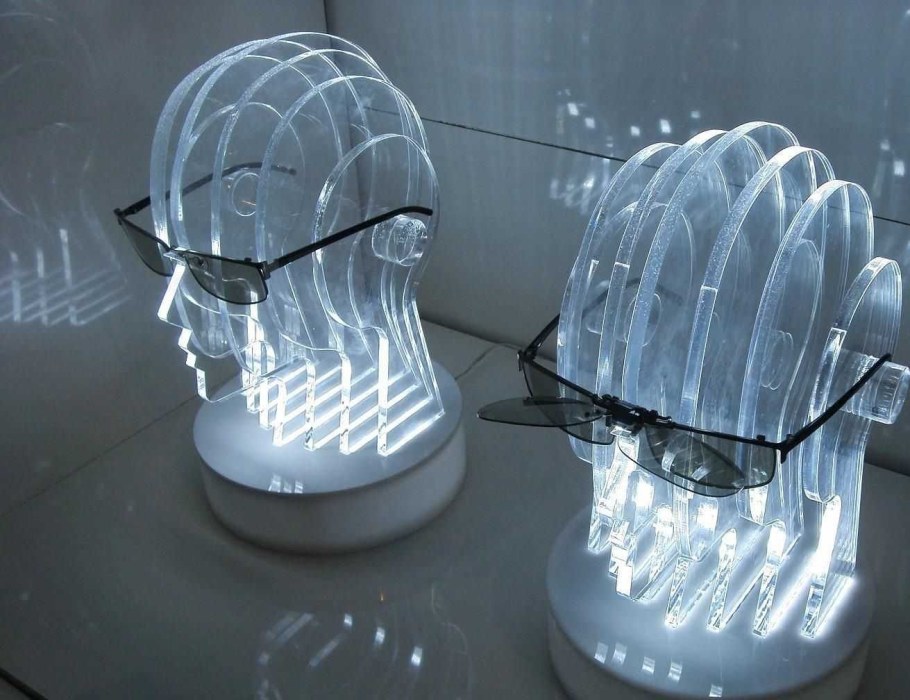Изделия из оргстекла с подсветкой