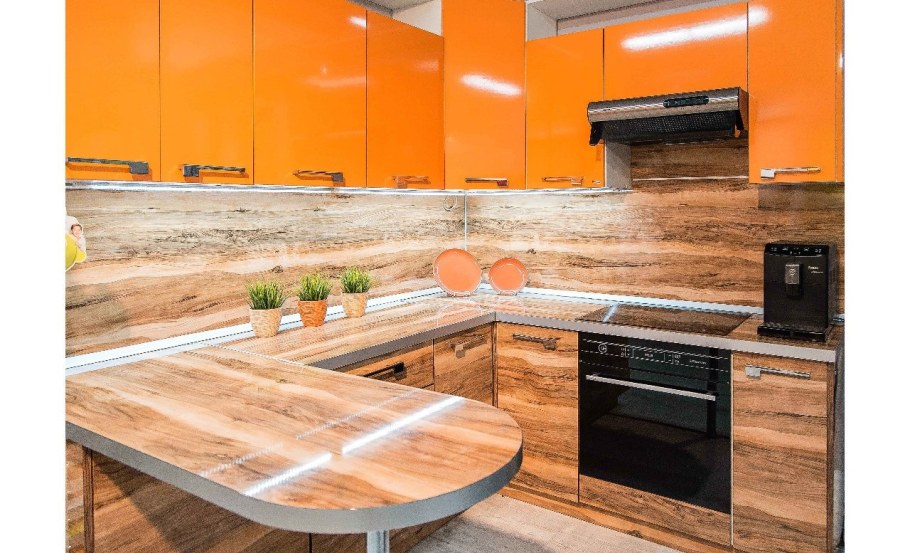 Столешница кедр индийское дерево 690/р