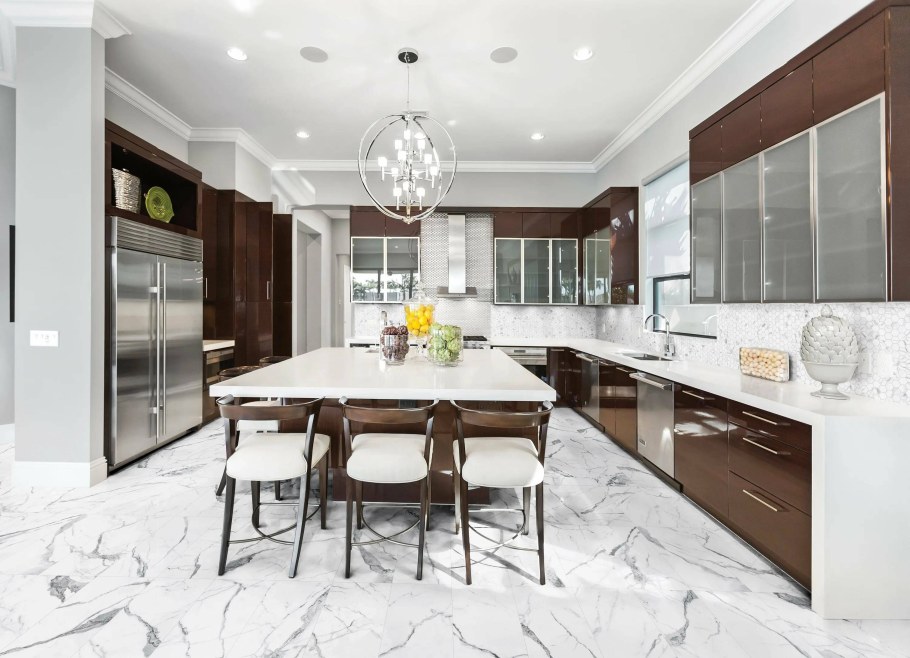 Кухня в современном стиле