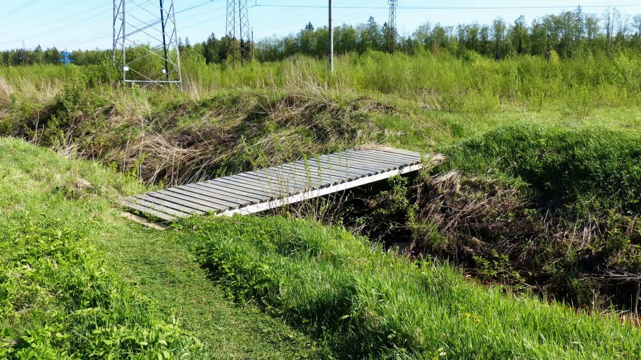 Мостик через канаву