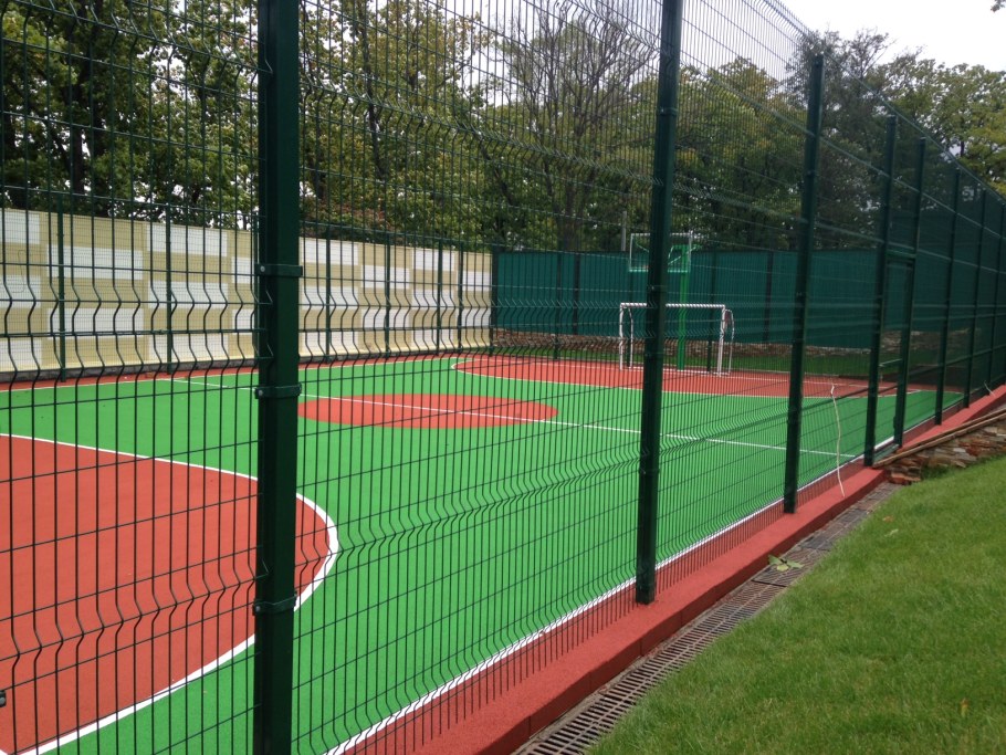 Ограждение 3д сетка спортплощадок Фенсис