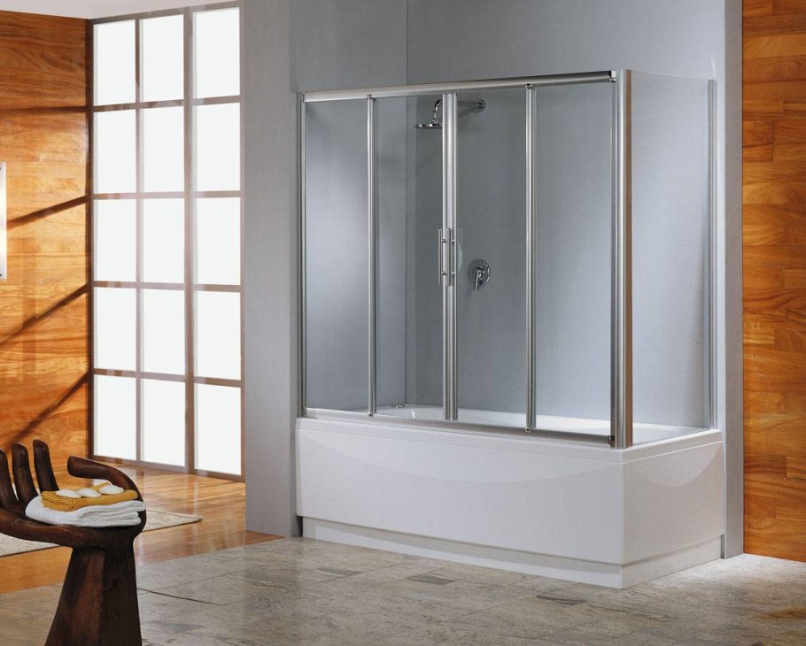 Ванна со стеклянной шторкой