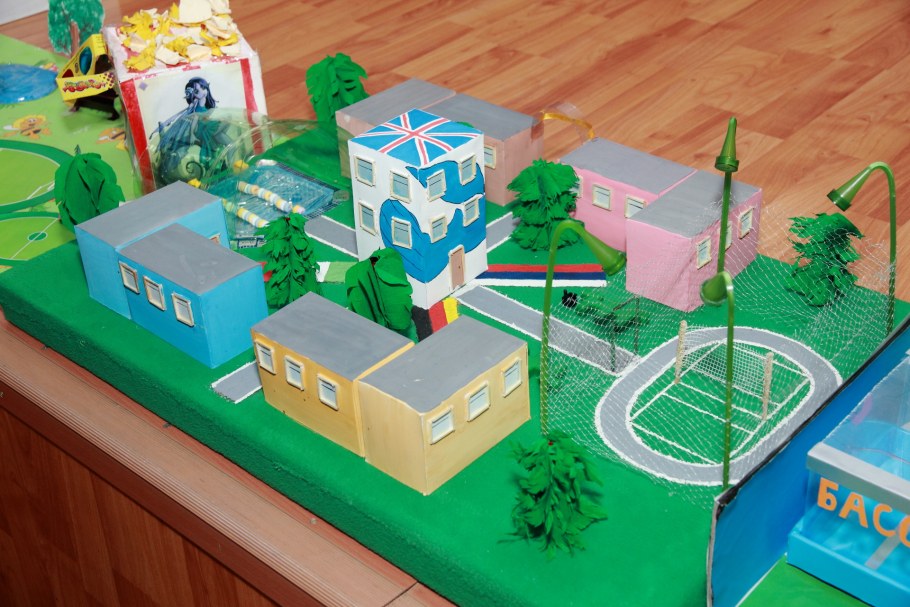 Город будущего макет