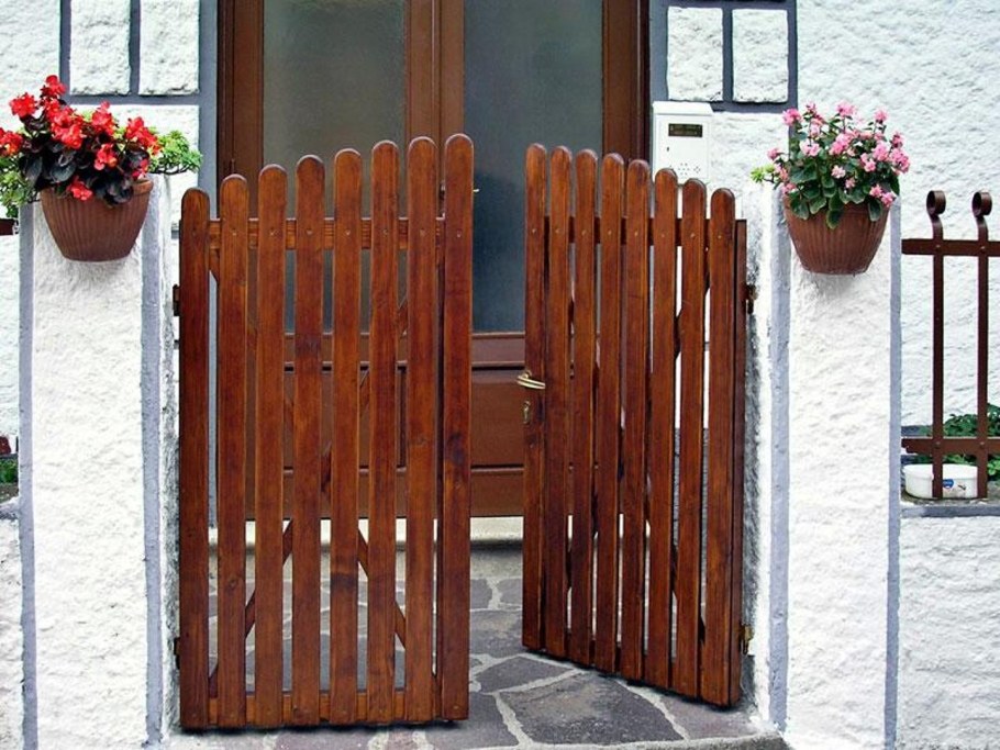Калитка из дерева