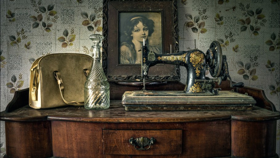 Старинные вещи в интерьере